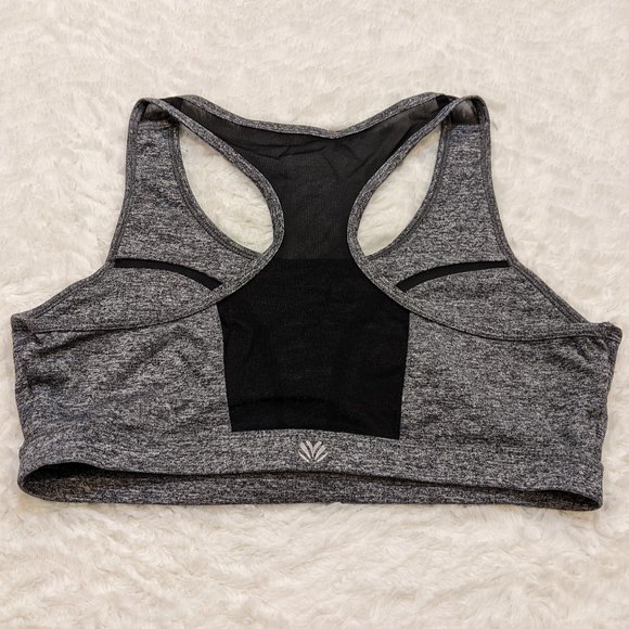 ❤️ Forever 21 Sports Bra Gray & Mesh - Picture 2 of 4
